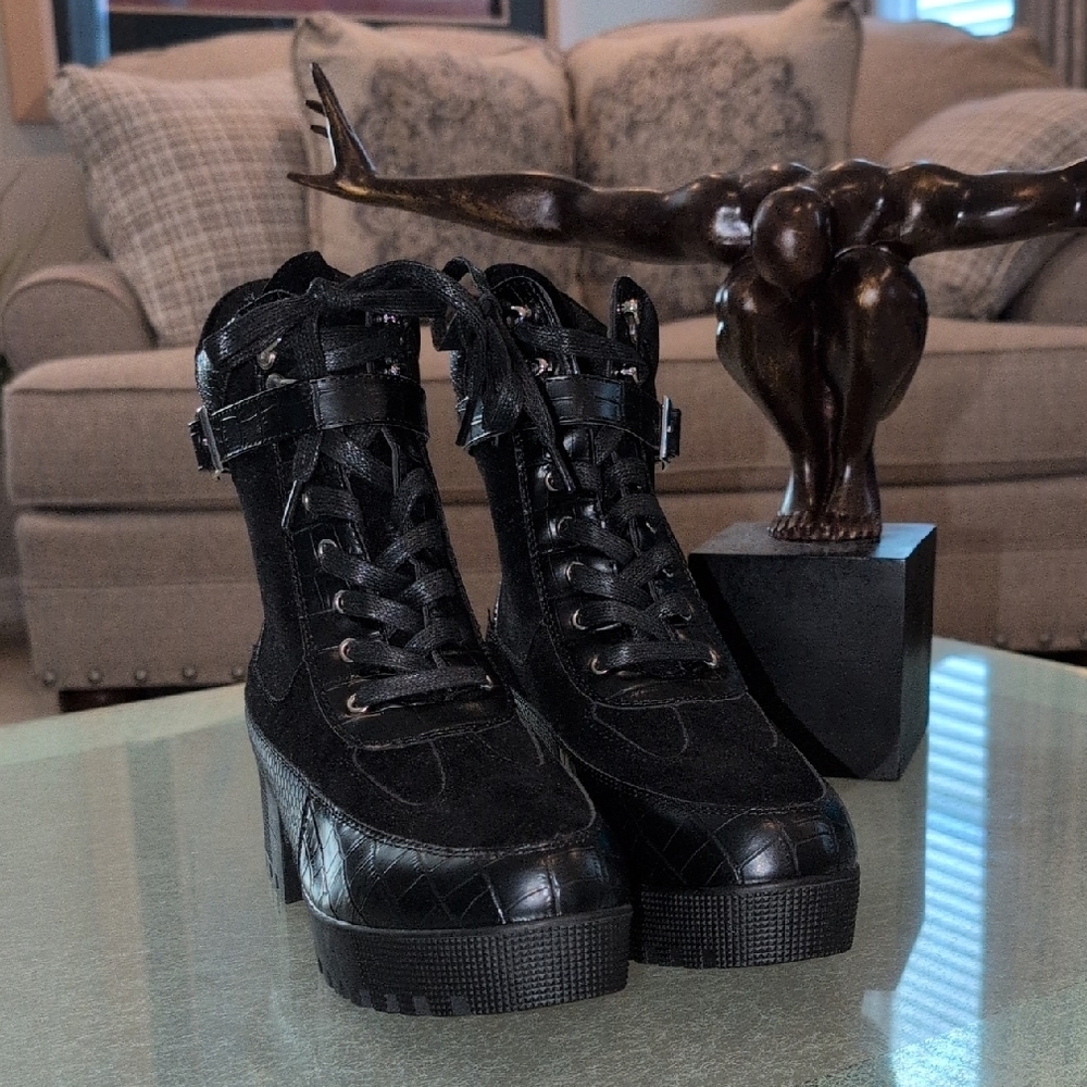 Black Women's Chunky Lace-Up Ankle Boots US 9 UK 7 - Picture 3 of 11